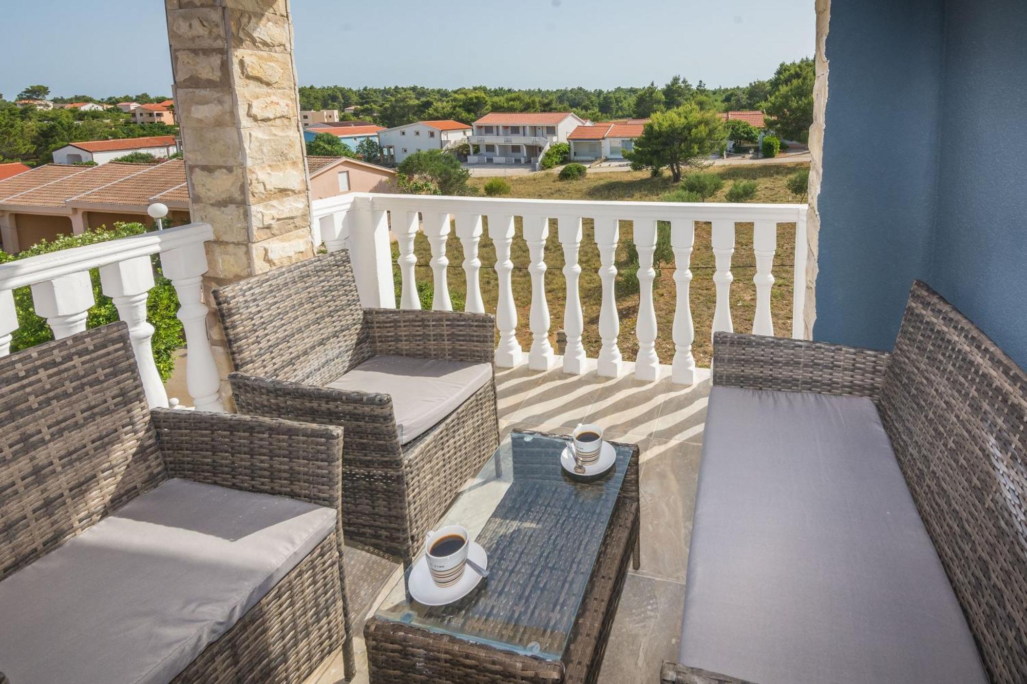Plaza Ab Daire Vir Oda fotoğraf